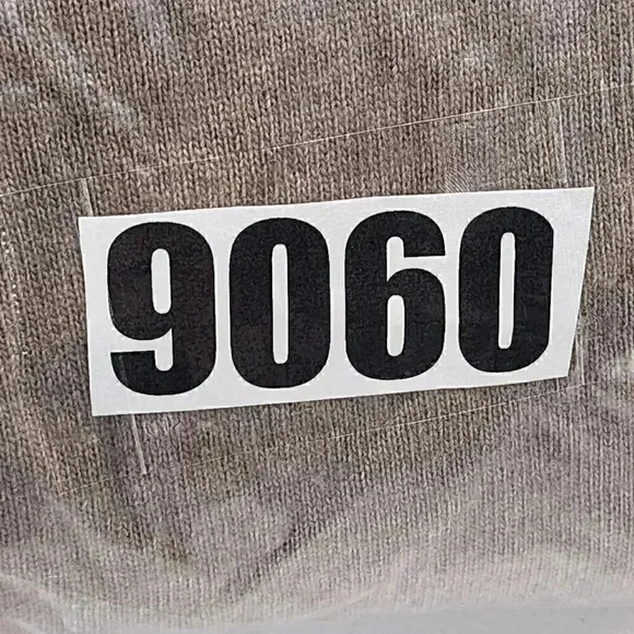 Jos.A Banks Wool Cashmere Blend V Neck Pull over Men's Sweater *Italy * XL - Picture 8 of 8